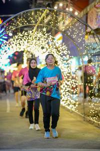 BIB: 8094
                            <button type="button" onclick="openModal(24740250)" class="btn btn-primary btn-sm float-right btn-popup" data-toggle="modal" data-target=".modal-high-quality">
                        <i class="fas fa-shopping-cart"></i> Add to Cart
                    </button>
                                            <button type="button" onclick="isThisMe(24740250, true)" class="btn btn-success btn-sm float-right btn-popup btn-isme hidden" data-toggle="tooltip" data-placement="bottom" title="นี่คือรูปของคุณใช่ไหม คลิกที่นี่เพื่อเอาเข้าอัลบั้ม">
                        <i class="fas fa-plus"></i> Add to album
                    </button>
                    <button type="button" onclick="isThisMe(24740250, false)" class="btn btn-warning btn-sm float-right btn-popup btn-isnotme hidden">
                        <i class="fas fa-ban"></i> Remove from album
                    </button>